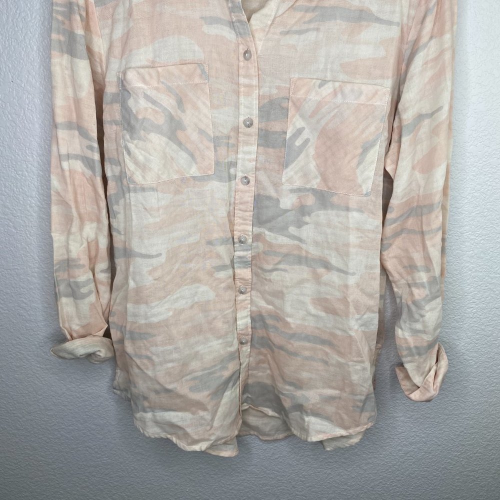 NWOT Sanctuary Favorite Boyfriend Shirt Camo Pink - Picture 9 of 13